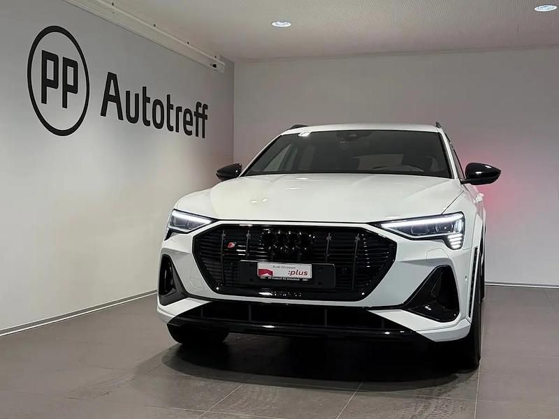 Gebraucht Audi e-tron 369 kW (503 PS) 2026 Weiss SUV