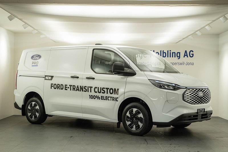 Gebraucht Ford E-Transit Trend 160 kW (218 PS) 2024 Weiss Van