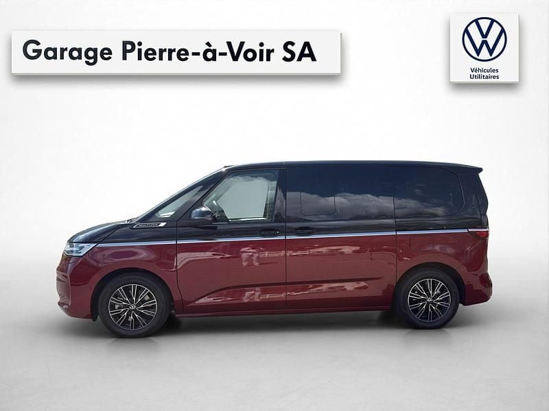 Gebraucht VW Multivan Style 150 PS (110 kW) 2025 Rot Van
