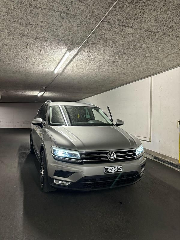 Gebraucht 2016 VW Tiguan Highline SUV | CHF 22’900 (Etwas zu teuer) - Bild 1/4
