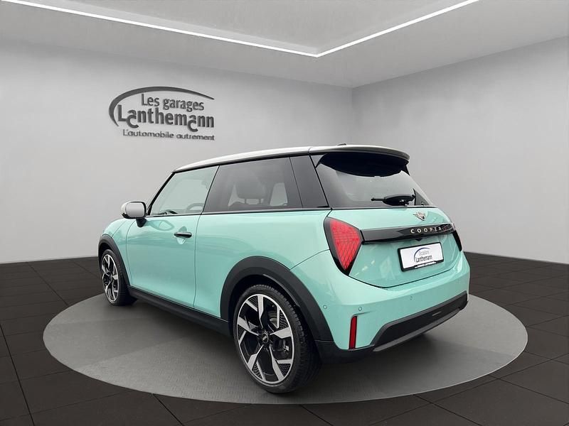 Gebraucht Mini Cooper S 204 PS (150 kW) 2024 Blau Kleinwagen
