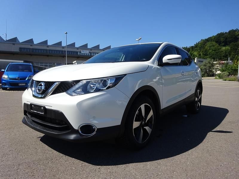 Gebraucht 2015 Nissan Qashqai 360º SUV | CHF 12’321 (Fairer Preis) - Bild 1/4