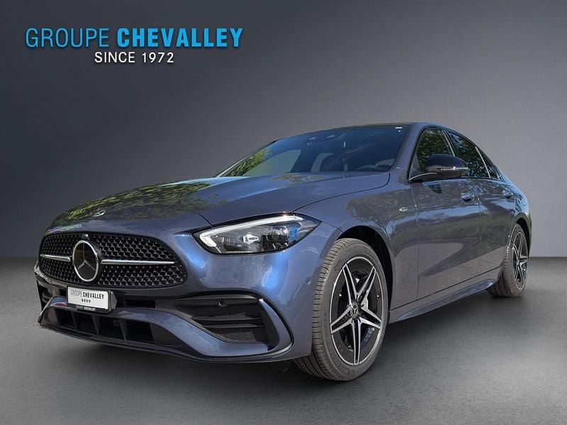 Neu Mercedes C400 381 PS (280 kW) 2025 Blau Limousine