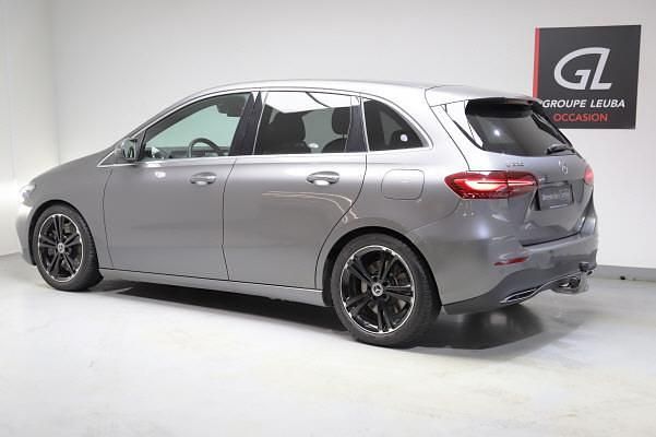 Gebraucht Mercedes B220 190 PS (139 kW) 2023 Grau Van / Kleinbus