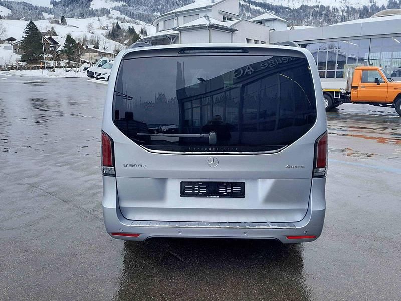 Neu Mercedes V300 Edition 237 PS (174 kW) 2026 Van / Kleinbus
