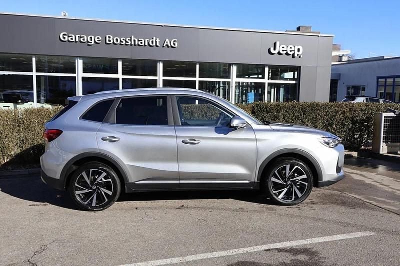 Neu MG ZS Luxury 197 PS (144 kW) 2026 Silber SUV