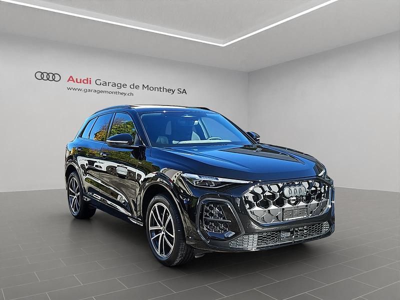 Neu Audi Q5 Business 299 PS (219 kW) 2025 SUV