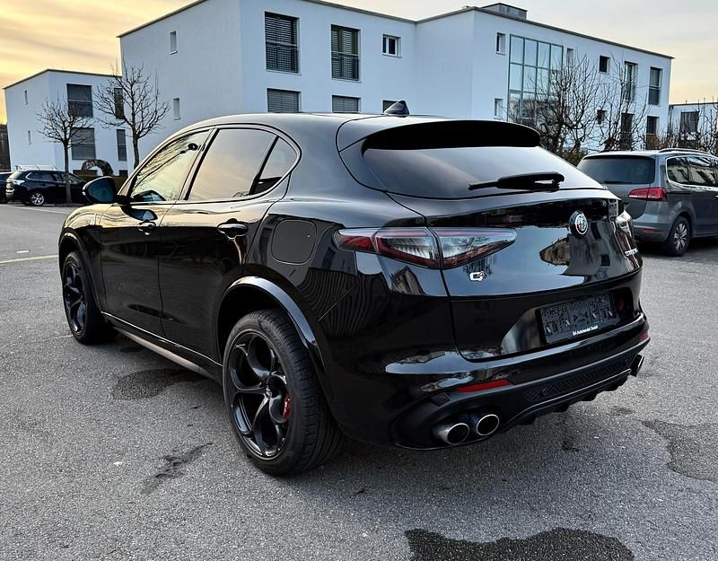 Gebraucht Alfa Romeo Stelvio Quadrifoglio 520 PS (382 kW) 2024 SUV