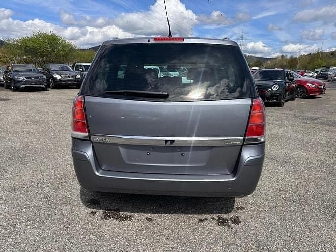 Gebraucht Opel Zafira Enjoy 150 PS (110 kW) 2008 Van / Kleinbus