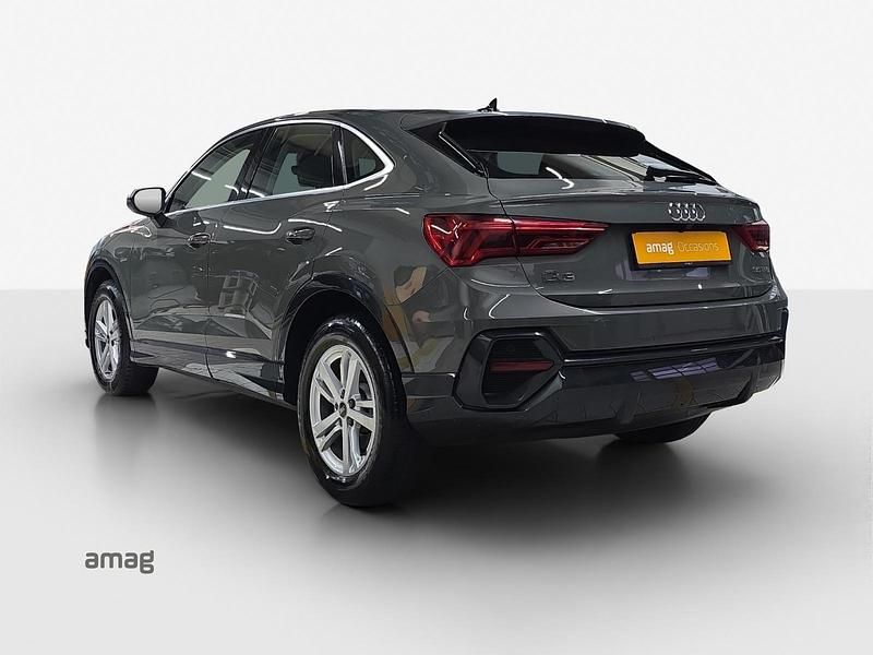 Gebraucht Audi Q3 Sportback Attraction 150 PS (110 kW) 2021 Chronosgrau metallic SUV