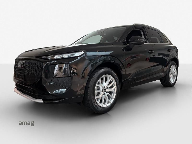 Mythosschwarz metallic Neu 2025 Audi Q3 Advanced SUV | CHF 51’980 (Superpreis) - Bild 1/4