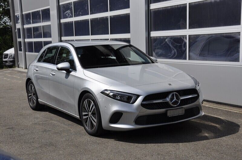 Gebraucht 2018 Mercedes A200 Progressive Limousine | CHF 21’900 (Superpreis) - Bild 1/4