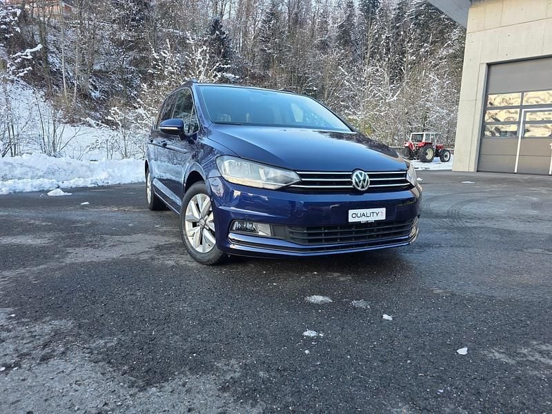 Gebraucht 2016 VW Touran Comfortline Van / Kleinbus | CHF 13’800 (Superpreis) - Bild 1/4