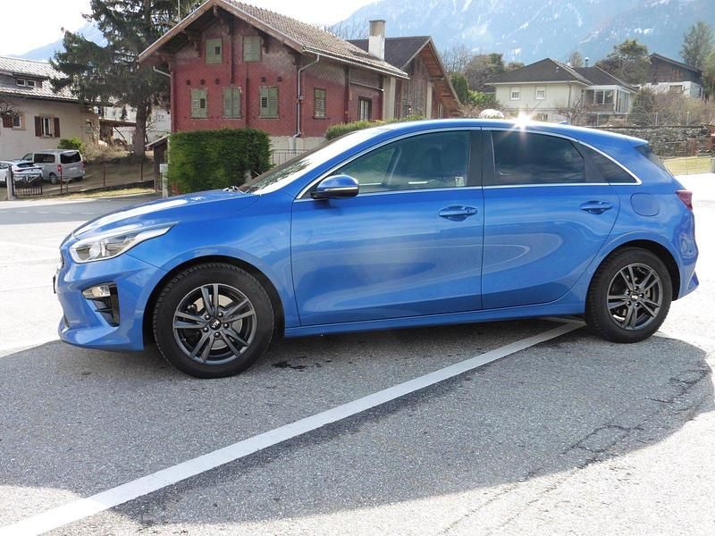 Gebraucht Kia Ceed Style 140 PS (102 kW) 2018 Kleinwagen