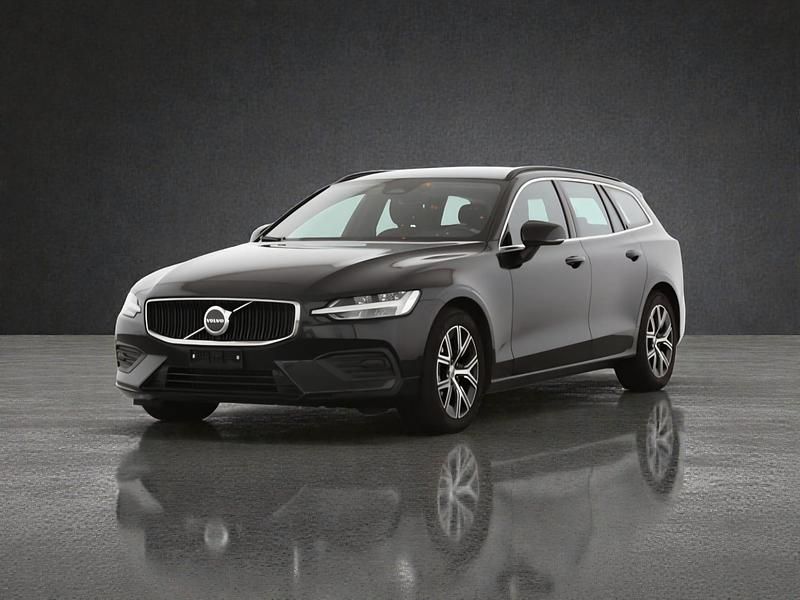 Gebraucht Volvo V60 Momentum 163 PS (119 kW) 2022 Kombi