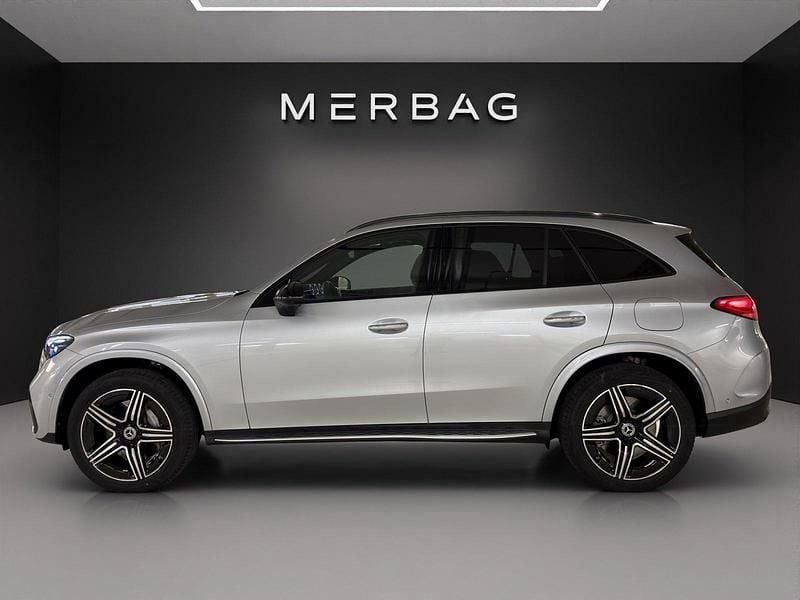 Neu Mercedes GLC400d 381 PS (280 kW) 2025 Silber SUV