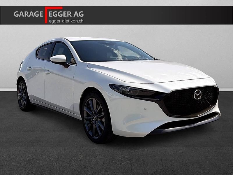 Neu Mazda 3 Exclusive-Line 140 PS (102 kW) 2025 Weiss Kleinwagen