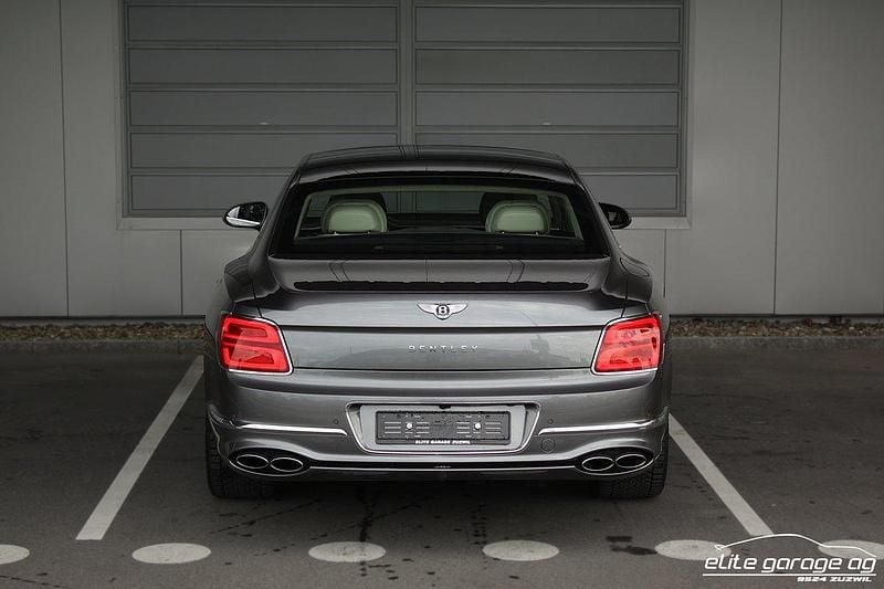 Gebraucht Bentley Flying Spur 550 PS (404 kW) 2022 Limousine