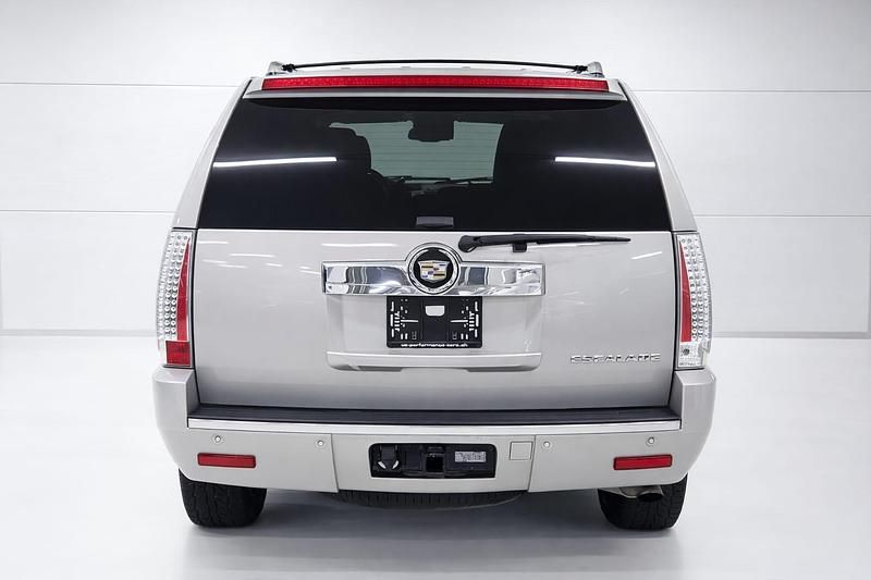 Gebraucht Cadillac Escalade 409 PS (300 kW) 2012