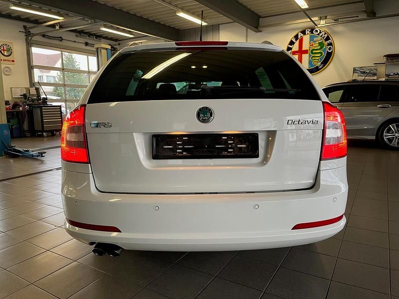 Gebraucht Skoda Octavia RS 200 PS (147 kW) 2011 Kombi