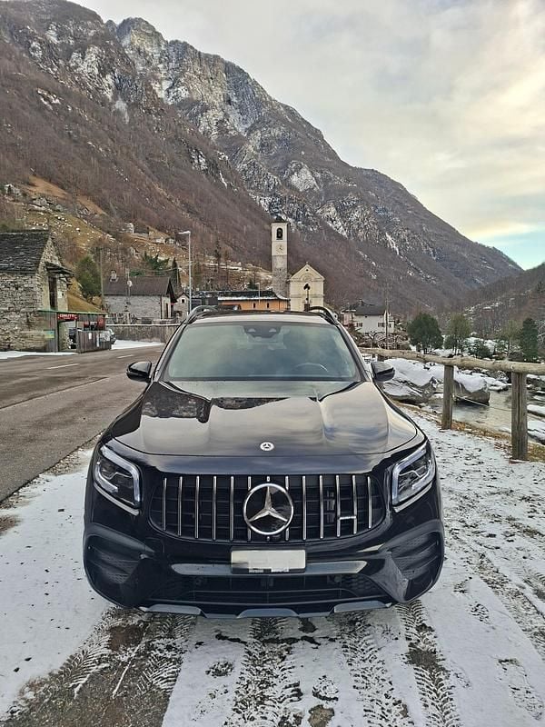Gebraucht Mercedes GLB35 AMG 306 PS (225 kW) 2022 SUV