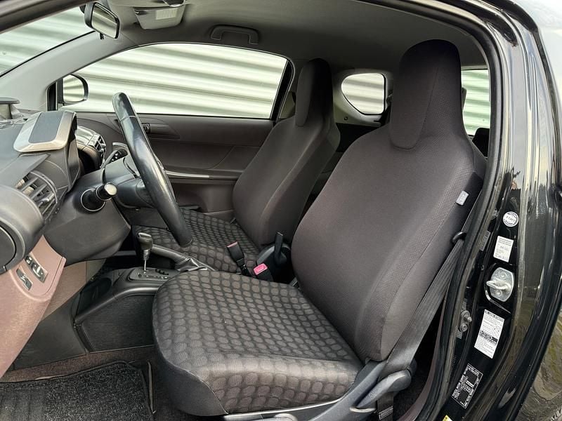 Gebraucht Toyota iQ 68 PS (50 kW) 2009 Kleinwagen