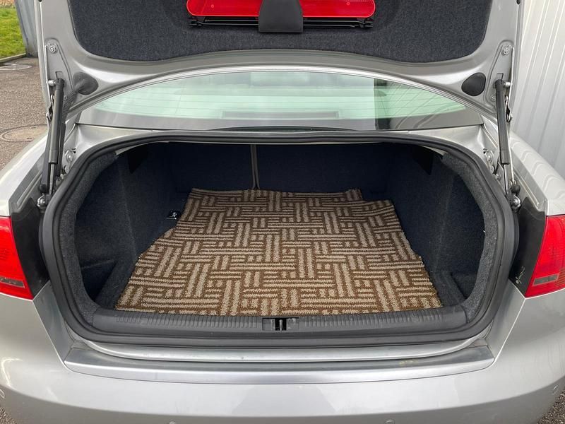 Gebraucht Audi A4 130 PS (95 kW) 2006 Limousine