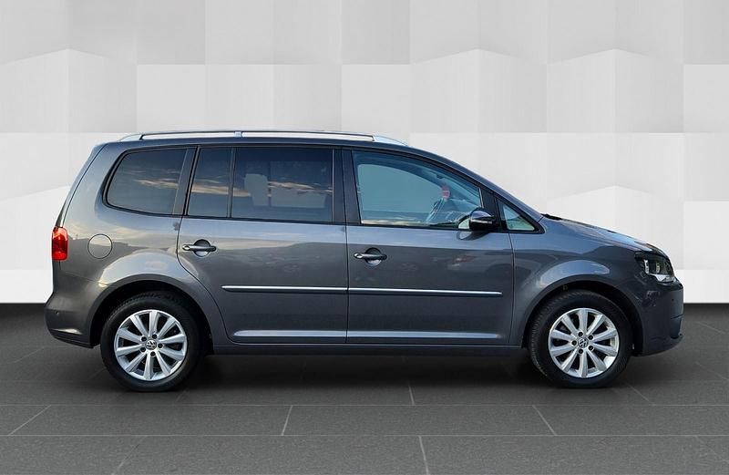 Gebraucht VW Touran Comfortline 140 PS (102 kW) 2012 Van / Kleinbus