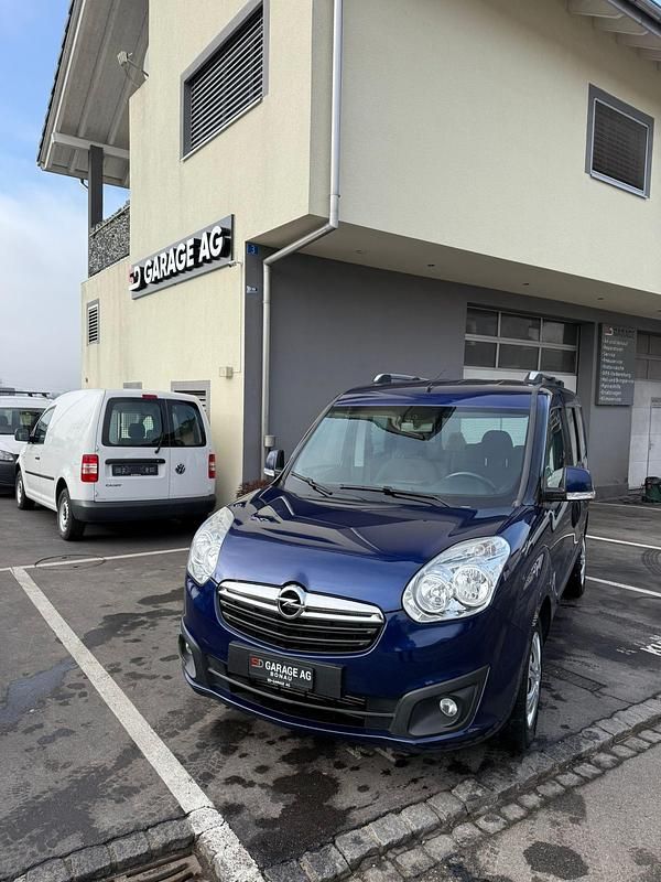 Gebraucht Opel Combo Enjoy 105 PS (77 kW) 2013 Van / Kleinbus