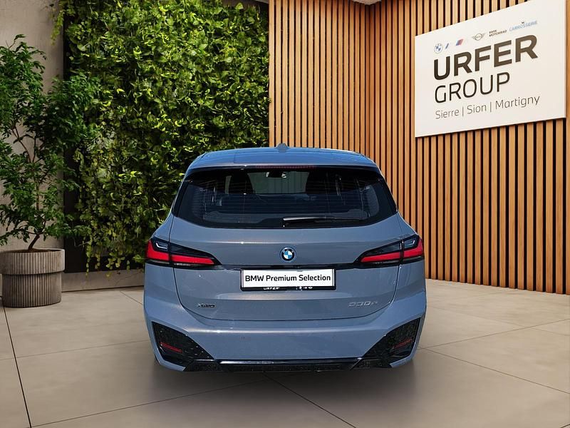 Gebraucht BMW 230e Active Tourer M Sport 326 PS (239 kW) 2022 Grau Van / Kleinbus