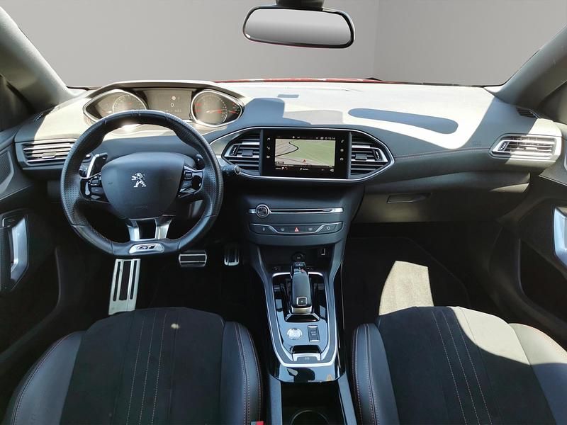 Gebraucht Peugeot 308 GT 177 PS (130 kW) 2021 Rot Limousine