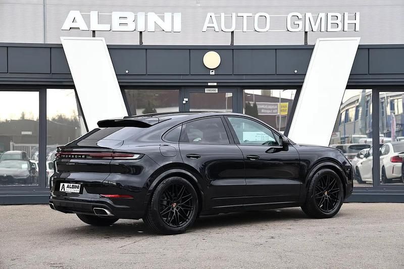Neu Porsche Cayenne 353 PS (259 kW) 2026 Schwarz SUV