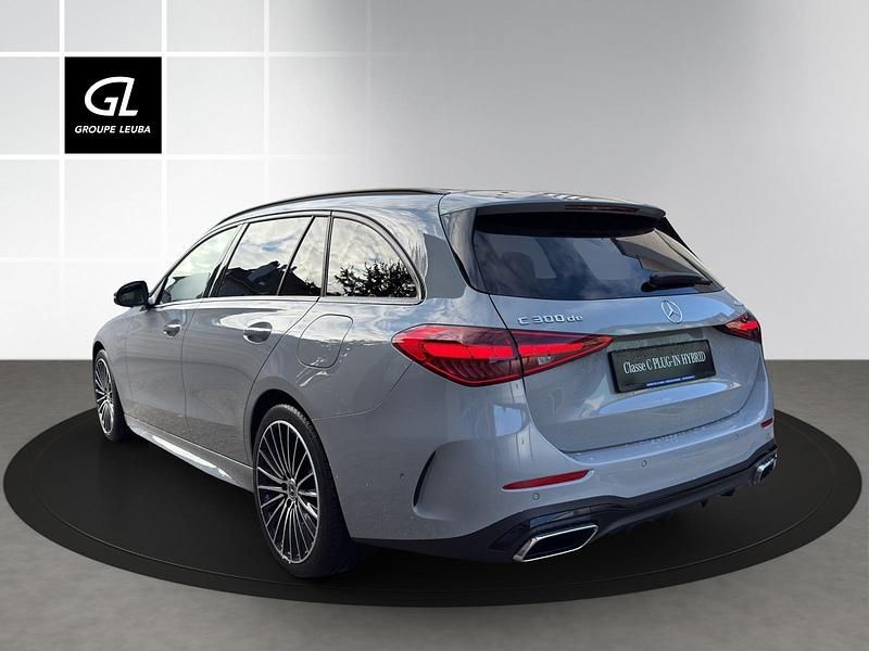 Neu Mercedes C300e 313 PS (230 kW) 2026 Grau Kombi