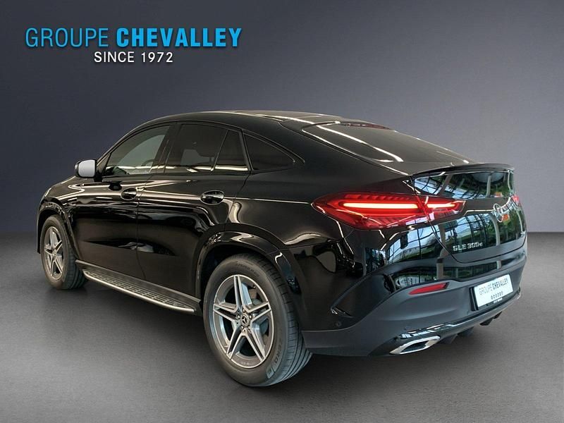 Neu Mercedes GLE300 269 PS (197 kW) 2026 Schwarz SUV