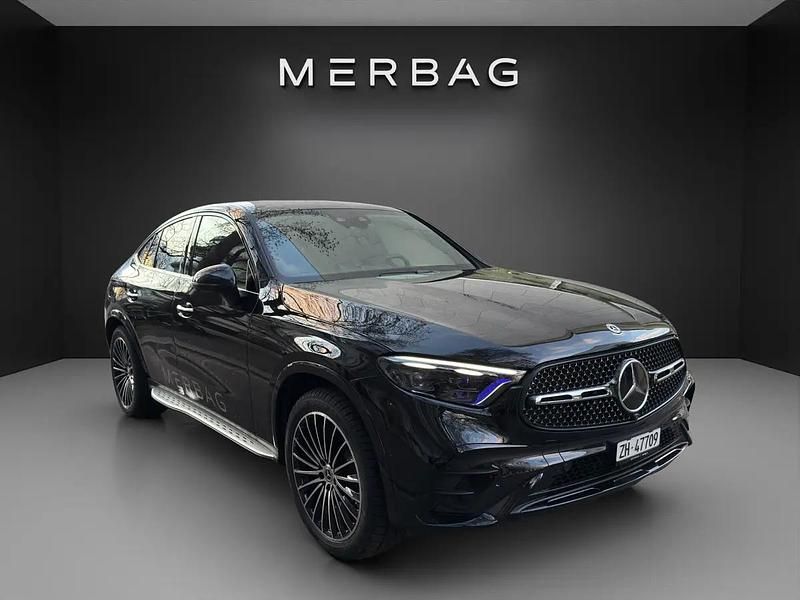 Gebraucht Mercedes GLC450 367 PS (269 kW) 2025 Schwarz Coupé