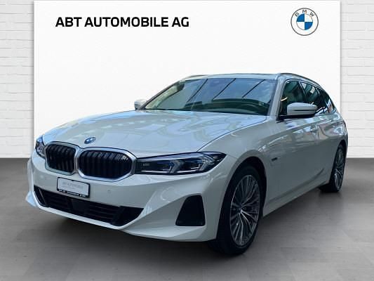 Weiss Gebraucht 2022 BMW 330 Comfort Edition Kombi | CHF 39’900 (Fairer Preis) - Bild 1/4
