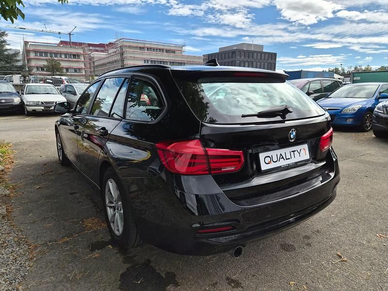 Gebraucht BMW 318 136 PS (100 kW) 2017 Kombi