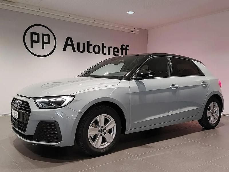Neu Audi A1 Sportback Attraction 115 PS (84 kW) 2025 Gray Kleinwagen