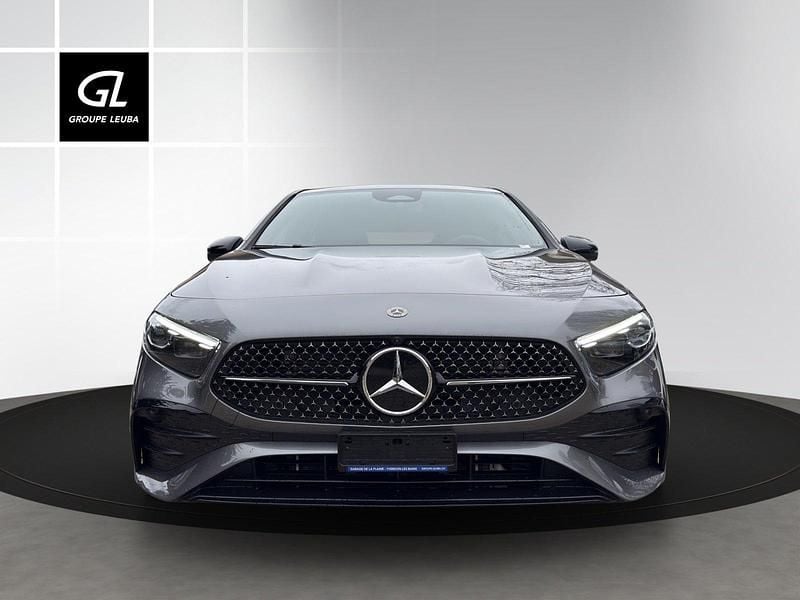 Gebraucht Mercedes A200 Night 163 PS (119 kW) 2026 Limousine