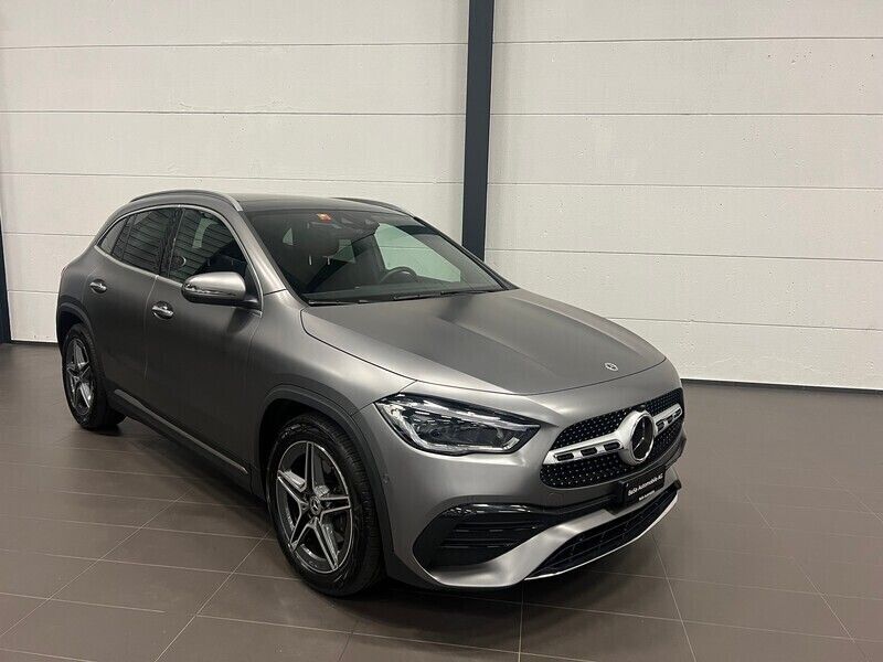 Gebraucht Mercedes GLA200 AMG line 163 PS (119 kW) 2021 SUV