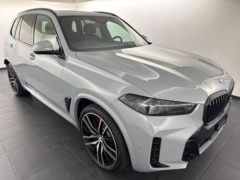 Gebraucht BMW X5 M Sport 286 PS (210 kW) 2025 SUV