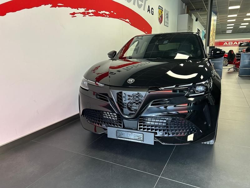 Gebraucht Alfa Romeo Junior Edizione Speciale 136 PS (100 kW) 2025 Schwarz SUV