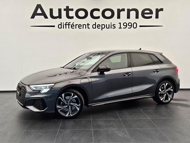 Gebraucht 2022 Audi A3 Sportback e-tron S-Line Kleinwagen | CHF 27’900 (Etwas zu teuer) - Bild 1/4
