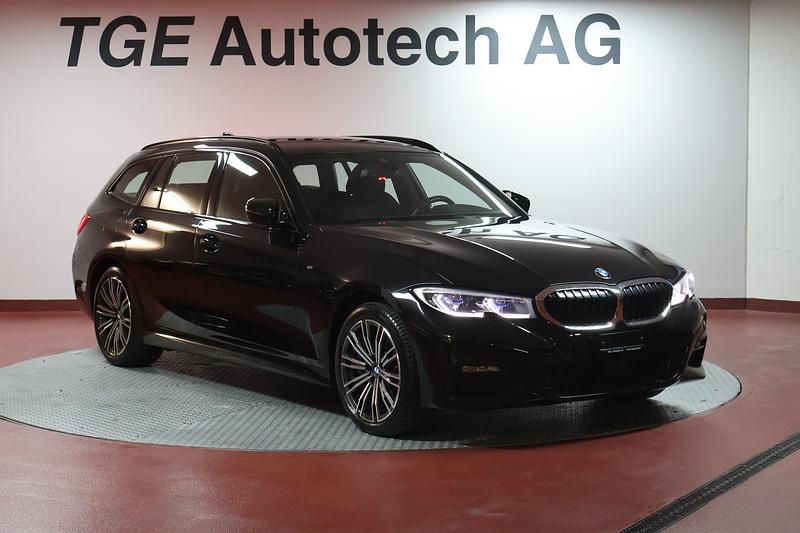 Gebraucht BMW 330e M Sport 292 PS (214 kW) 2021 Kombi