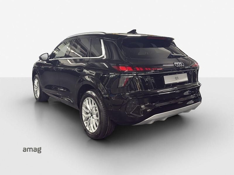 Neu Audi Q3 Advanced 150 PS (110 kW) 2025 Mythosschwarz metallic SUV