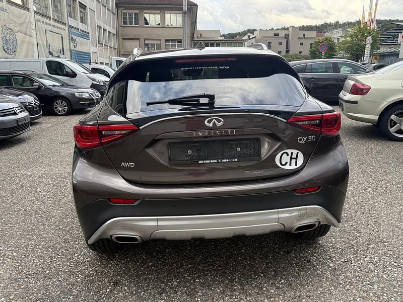 Gebraucht Infiniti QX30 Premium 170 PS (125 kW) 2016