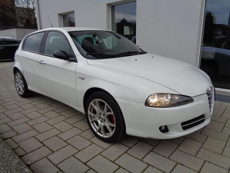 Gebraucht Alfa Romeo 147 Progression 105 PS (77 kW) 2005 Kleinwagen