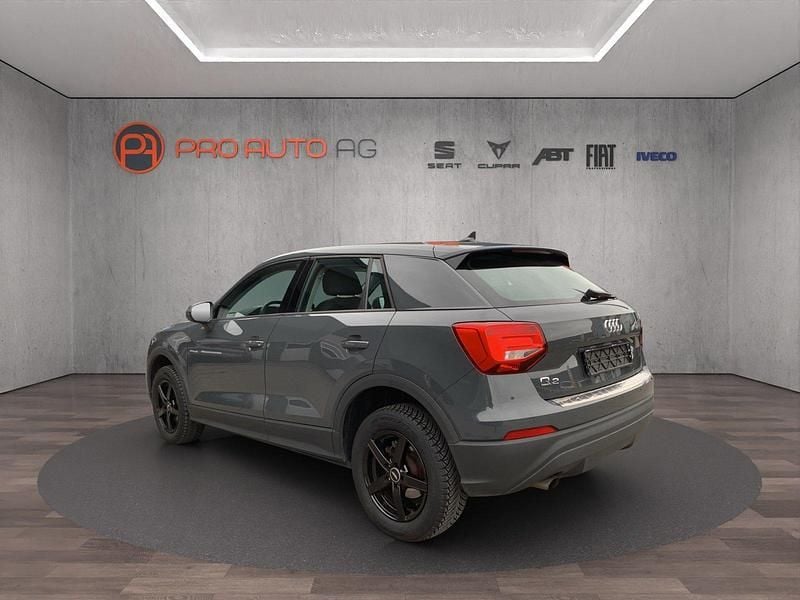 Gebraucht Audi Q2 Design 116 PS (85 kW) 2018 Grau SUV