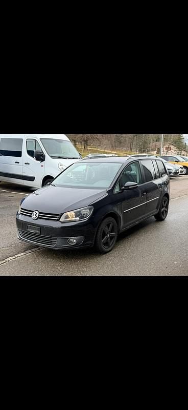 Gebraucht 2011 VW Touran Comfortline Van / Kleinbus | CHF 4’000 (Guter Preis) - Bild 1/4
