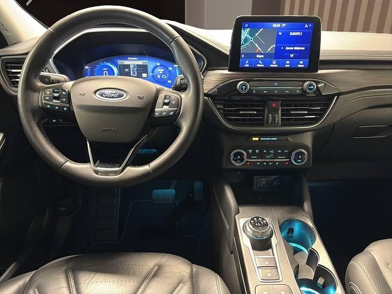 Gebraucht Ford Kuga Vignale 190 PS (139 kW) 2022 Grau SUV